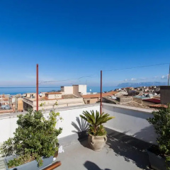 Terrazza con Vista sul Porto thumbnail 2