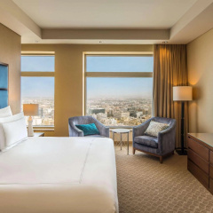 Swissotel Al Ghurair Hotel - Bild 6