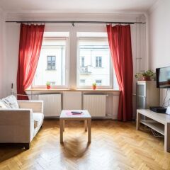 Отель Elegant Apartment Ordynacka Польша, Варшава - отзывы, цены и фото номеров - забронировать отель Elegant Apartment Ordynacka онлайн комната для гостей