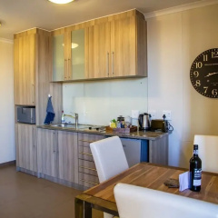 Desert Sands Boutique B&B | Self-Catering thumbnail 13