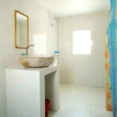 Warna Beach Hotel - Bild 7