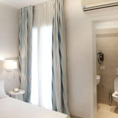 Marina Beach Suite Hotel thumbnail 9