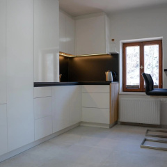 Traditionell-modernes Haus in Hötting - Bild 2