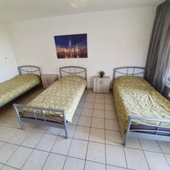 Apartment With Balcony, Neuss - Bild 3
