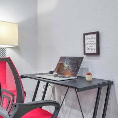 Unique Escape GameRoom! Bar, BBQ, Spacious, and Near Beach - Bild 7