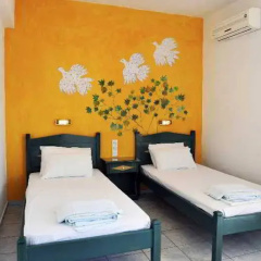 Stefanis House thumbnail 14