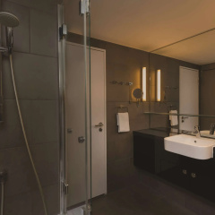 Adina Apartment Hotel Berlin Hackescher Markt thumbnail 9