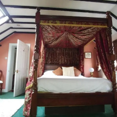 The Old Priory BB thumbnail 1
