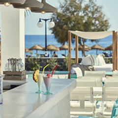 Aqua Blue Hotel thumbnail 13