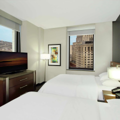 Embassy Suites By Hilton Pittsburgh Downtown thumbnail 6