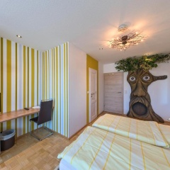Hotel - Die Kleine Zauberwelt - Bild 1