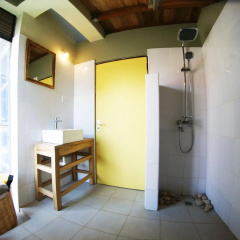 Yellow Haven Lodge thumbnail 7
