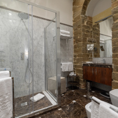 Donati Luxury Tower Suites - Bild 8