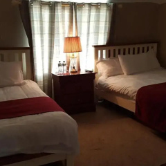 The Bounty Bar Guesthouse thumbnail 1