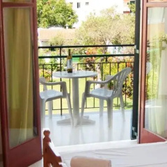 Maria's Apartments thumbnail 2