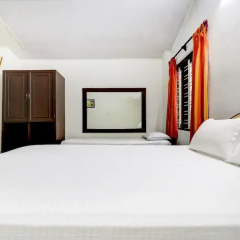Shirleys Beach Hotel thumbnail 5