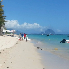 Sunset Beach Apart thumbnail 9