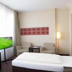 Styles Hotel München Messe - Bild 5