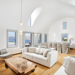 Akrotiri Private Residence thumbnail 8