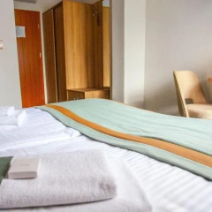 Wrblwka Hotel Restauracja thumbnail 1