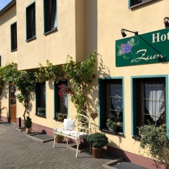 Hotel zum Rebstock - Bild 1