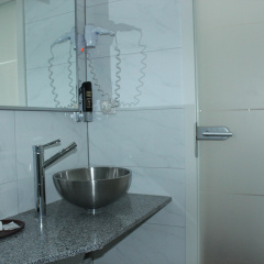 Rugs Hotel Düsseldorf – Self Check- In - Bild 8