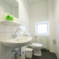 Tolstov-Hotels Airport 3 Room City Apt. - Bild 7