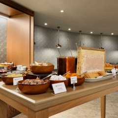 Zeus Wyndham Grand Athens Hotel - Bild 15