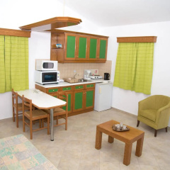 Maria's Apartments thumbnail 16