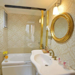 By Murat Royal Hotels - Bild 9
