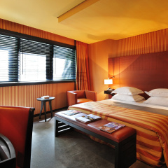 Hotel Square thumbnail 5