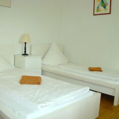 BNB near Brandenburg Gate in Berlin, Germany from 121$, photos, reviews - zenhotels.com photo 17