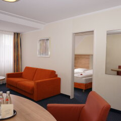 acora Bochum Living the City in Bochum, Germany from 86$, photos, reviews - zenhotels.com guestroom