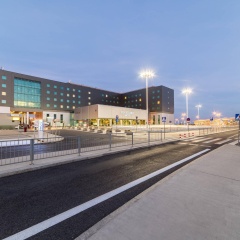 Courtyard by Marriott Warsaw Airport - Bild 1