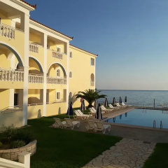 Maria Mare Apart-hotel thumbnail 1