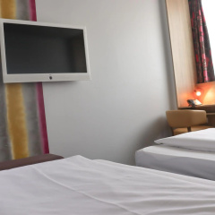 Simm’s Hotel – the cityhotel next to Metro U3 - Bild 4