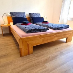 Burgunder helle und geräumige Ferienwohnung - Bild 2