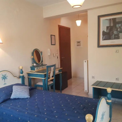 Yiannis Apartments thumbnail 5