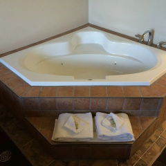 High Point Inn & Suites Peace River thumbnail 9