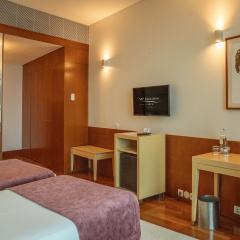 VIP Executive Art's Hotel - Bild 4