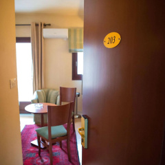 Maritsas Hotel & Suites thumbnail 12