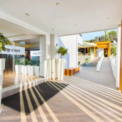 Sunny Days Hotel thumbnail 27