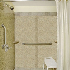 Ocean Breeze Inn thumbnail 11