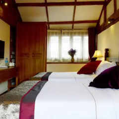 Lijiang Xianshe House thumbnail 17