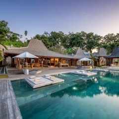 Palatial Wooden Villa, 4br, Lovina - Bild 10