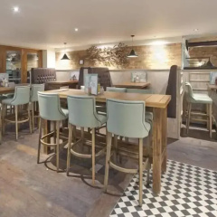 The Queen Hotel Wetherspoon thumbnail 16