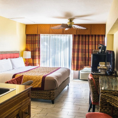 The Royal Inn Beach Hotel Hutchinson Island thumbnail 3