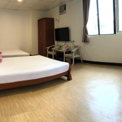Chantai Hotel thumbnail 4