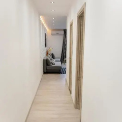 Sagrada Familia Apartment thumbnail 8