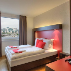MEININGER Hotel Berlin Hauptbahnhof - Bild 4